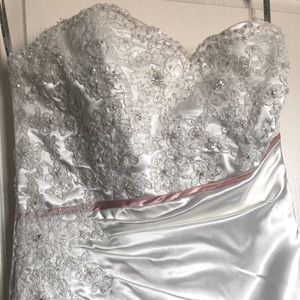 Maggie Sottero Wedding dress